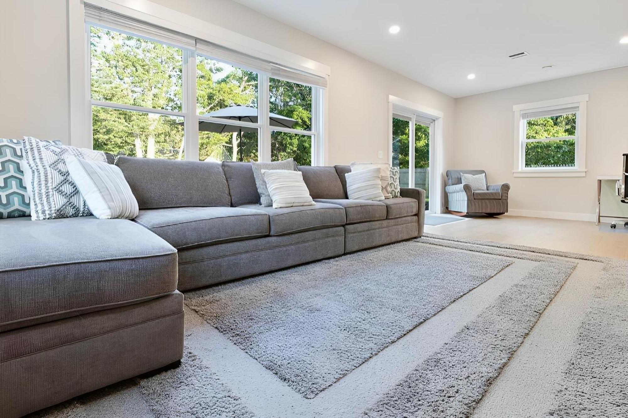 Renovated & Sophisticated Home Near Beach & Shops! 반스터블 외부 사진